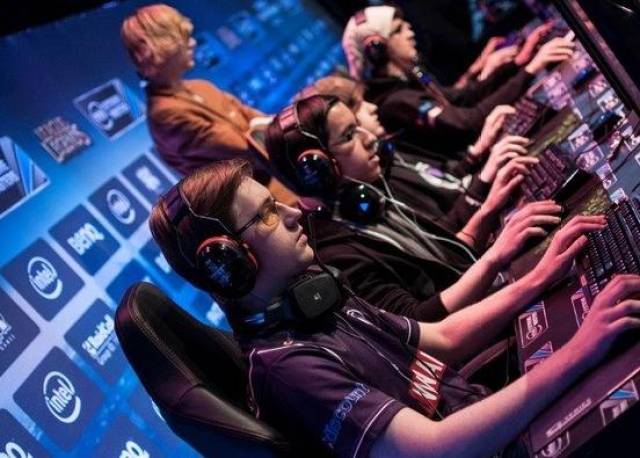 精神的致敬 精神的致敬