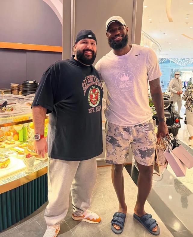 度突出的强 度突出的强