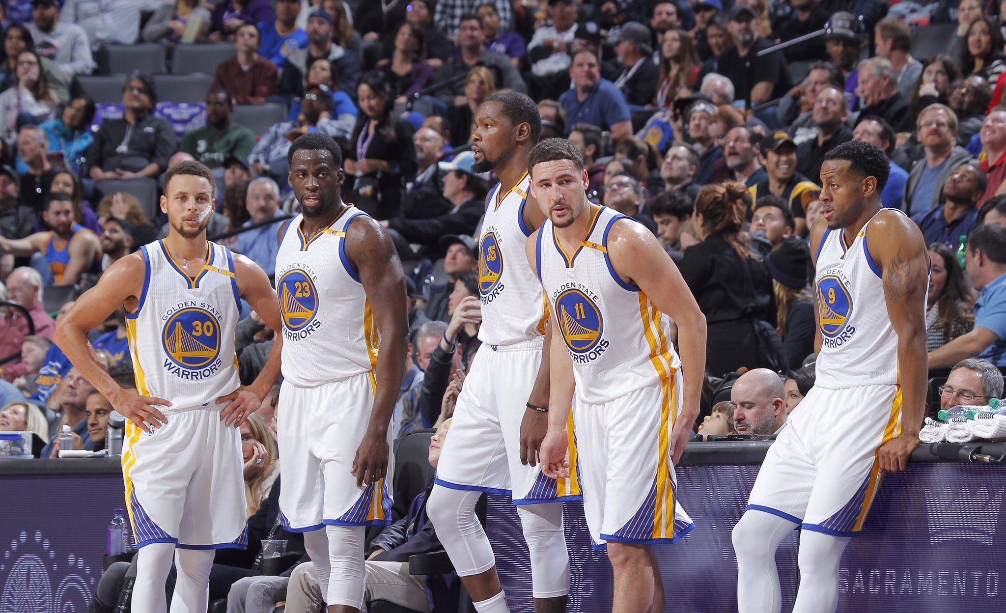 自由边锋位 自由边锋位