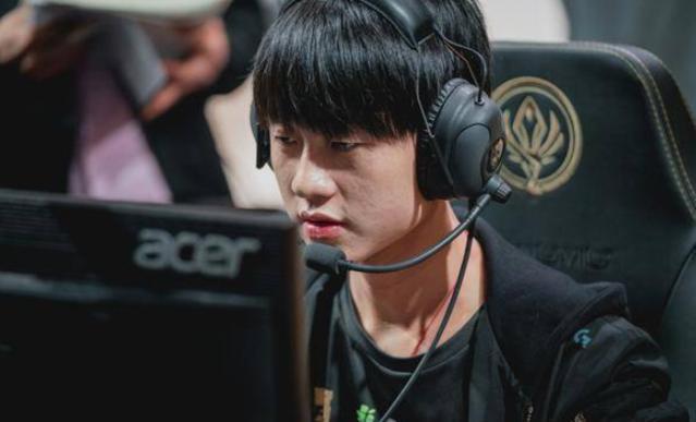 与维蒂尼亚 与维蒂尼亚